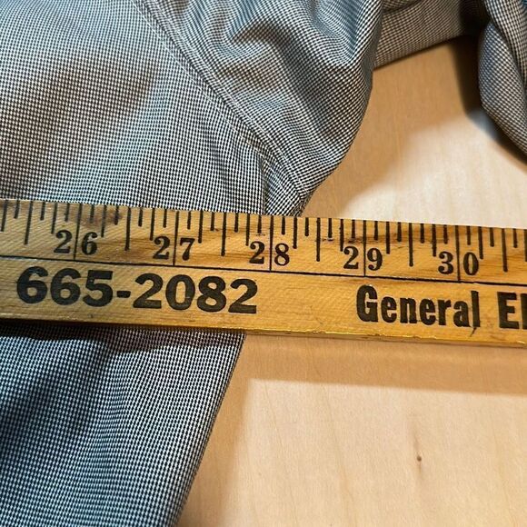 Nike Tiger Woods Golf Windbreaker Jacket XL Silver Pullover 1/4 Snap Zipped Pock - Picture 3 of 6